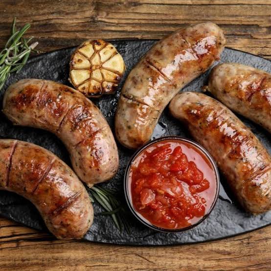 Beef Bangers. 🇿🇦 ( 16 Large ) 2kg.